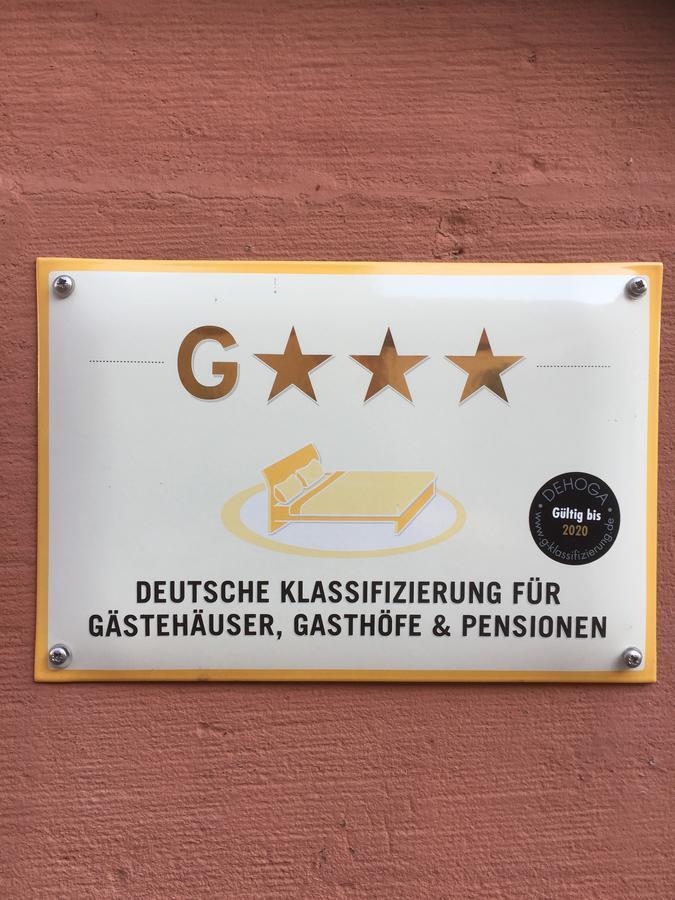 Alter Winzerhof Weisenheim Am Berg E.K. Hotel Luaran gambar